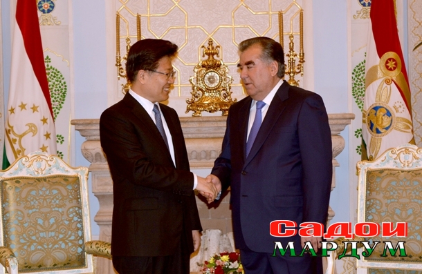 Каб-Намояндагони Хитой