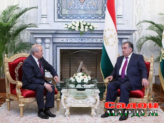 33990041478_2106126310_o