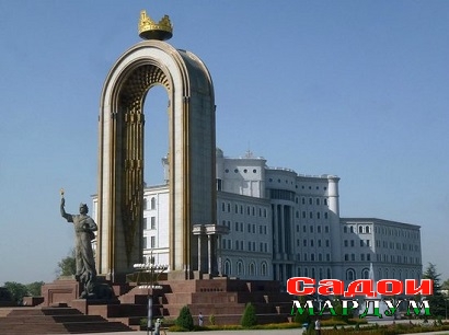 statue-of-ismoil-somoni