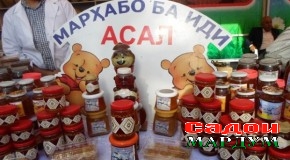 Иди асалу сайри харбуза дар шаҳри Кӯлоб