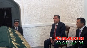 Зиёрати оромгоҳи Мир Сайид Алии Ҳамадонӣ