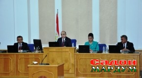 Вакилони Маҷлиси намояндагони Маҷлиси Олии Ҷумҳурии Тоҷикистон дар бораи Асосгузори сулҳу ваҳдати миллӣ – Пешвои миллат қонуни мукаммал қабул намуданд