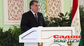 Пешвои миллат: «Сокинони ноҳияи Рӯдакӣ дар ободии Ватан саҳми арзанда доранд»