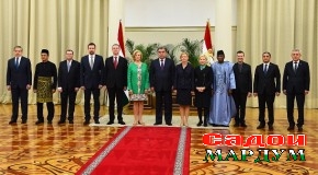 Қабули эътимоднома аз даҳ сафири нав