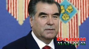 Эмомалӣ Раҳмон дар бораи рўзноманигорон