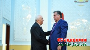 Мулоқоти Пешвои миллат бо  собиқадорону  кормандони Вазорати  корҳои хориҷӣ