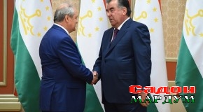 Мулоқоти Эмомалӣ Раҳмон бо Абдулазиз Комилов