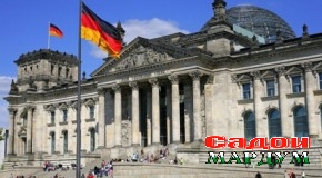 Тасдиқи лоиҳаи қонун оид ба манъи либосе, ки пурра рӯйро мепӯшонад аз суи Бундестаг