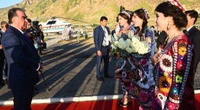 Сафари кории сарвари давлат Эмомалӣ Раҳмон ба ноҳияи Данғара