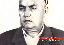 Падару писар паҳлуи ҳам ҷангиданд