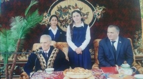 Муъмин Қаноат: «Аз сиёсати оқилонаи Пешвои миллат рӯзгори орому обод фароҳам аст»