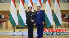 Эмомалӣ Раҳмон Чин Ли Зо Ченро ба ҳузур пазируфт