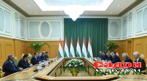 Эмомалӣ Раҳмон Ара Баблоянро ба ҳузур пазируфт