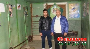 Вагони фарсудае, ки макони зуҳури қаҳрамонон аст