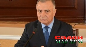 Алимурод Исломзода: «Камбудии соҳаи коммуналӣ ҳолати бади техникаи махсуси корӣ аст»