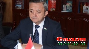 Суҳбати Абдуҷаббор Азизӣ бо Виктор Заварзин