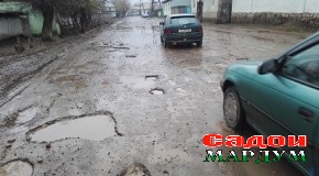 Хатлон. Нуҳ сомонӣ барои нигоҳдории як километр роҳ