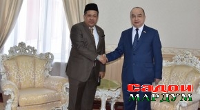 Мулоқоти Шукурҷон Зуҳуров бо Фахри Ҳамза