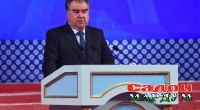 Суханронии Асосгузори сулҳу ваҳдати миллӣ — Пешвои миллат, Президенти Ҷумҳурии Тоҷикистон муҳтарам Эмомалӣ Раҳмон дар мулоқот бо кормандони соҳаи саноати кишвар