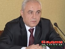 Муаллифони рамзҳои ҷашнӣ устодони Донишкадаи давлатии санъати тасвирӣ ва дизайн мебошанд