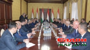 Маҳмадсаид Убайдуллоев ҳайати нозирони байналмилалиро ба ҳузур пазируфт