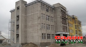 Фархор. Шахсони саховатманд 146,6 километр роҳро сангфарш ва 55 деҳаро чароғон карданд
