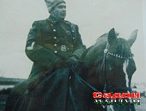 Туҳфаи пионербачаи тоҷик ба Сталин