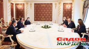 Мулоқоти Эмомалӣ Раҳмон бо Залмай Халилзод