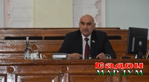 Маҳмадтоир ЗОКИРЗОДА: «Парчам рамзи давлатдорӣ, шуҷоату мардонагӣ ва ғурури миллӣ мебошад»