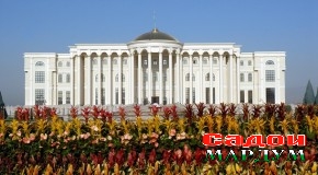 Пешвои миллат ба як қатор қонунҳо имзо гузоштанд