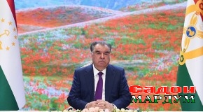Саҳми модарон дар тарбияи фарзандони бонангу номус бузург мебошад