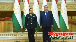 Мулоқоти Пешвои миллат бо Вэй Фэнхэ