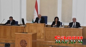 Нақшаи нуҳмоҳаи даромади буҷет аз ҳисоби Хадамоти гумрук 111 фоиз ва аз ҷониби Кумитаи андоз 91,2 дарсад иҷро шуд