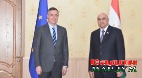 Гуфтугӯи Маҳмадтоир Зокирзода бо Дэвид Макаллистер