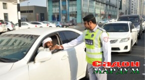 Нозирони роҳ ба ронандагон ифтор медиҳанд