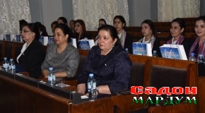 Боздиди духтарони ҷавон аз Маҷлиси намояндагон