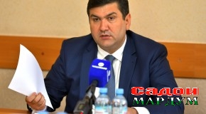 Фаъолияти блогерӣ барои аз лиҳози қонун ба танзим даровардан омӯхта мешавад