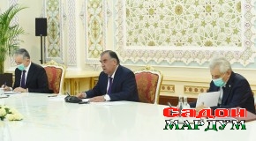 Мулоқоти Пешвои миллат бо Ван И