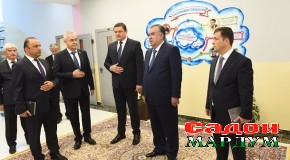 Пешвои миллат муҳтарам Эмомалӣ Раҳмон Муассисаи ғайридавлатии таълимии “Мактаби ба номи Мирзо Турсунзода” дар шаҳри Турсунзодаро ифтитоҳ бахшиданд