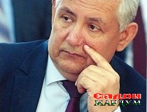 Шоири асири шеъри сафед