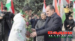 Истиқболи паҳлавон дар Рашт