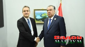 Мулоқоти Президенти Ҷумҳурии Тоҷикистон муҳтарам Эмомалӣ Раҳмон бо Директори иҷроияи Фонди иқлими сабз Яник Глемарек