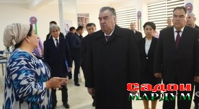 Президенти Ҷумҳурии Тоҷикистон муҳтарам Эмомалӣ Раҳмон коргоҳи дӯзандагии “Маҳина”- ро дар шаҳри Гулистон мавриди истифода қарор доданд