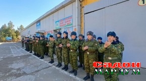 Аёдати сарбозону афсарон дар шаҳри Ҳисор