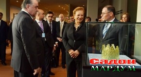 Иштироки Пешвои миллат муҳтарам Эмомалӣ Раҳмон дар маросими тақдими туҳфаи Ҳукумати Ҷумҳурии Тоҷикистон ба Созмони Милали Муттаҳид