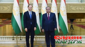 Мулоқоти Президенти Ҷумҳурии Тоҷикистон муҳтарам Эмомалӣ Раҳмон  бо муовини Раиси Ҳукумат, вазири саноат ва тиҷорати Федератсияи Русия Денис Мантуров