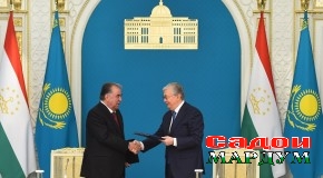 Маросими имзои санадҳои нави ҳамкории Тоҷикистону Қазоқистон ва нишасти матбуотии Сарони давлатҳо