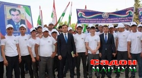 Кӯлоб. 72 хатмкунандаи донишгоҳ ба сафи артиш пайвастанд