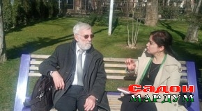 Чаро Аврупо ба омӯзиши дастхатҳои шарқ ҳавасманд аст?