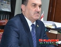 Рашт. Қадамҳо устуворанд